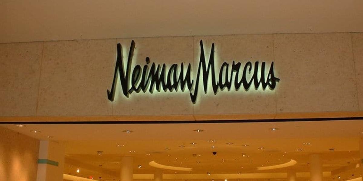 LAST CALL BY NEIMAN MARCUS Аутлет лучших брендов США