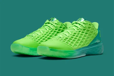 Nike Kobe 3 Low Protro “Electric Green”